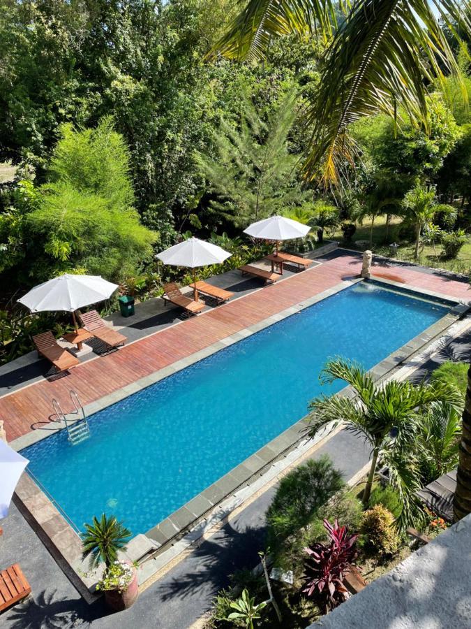 Villa Red Island *